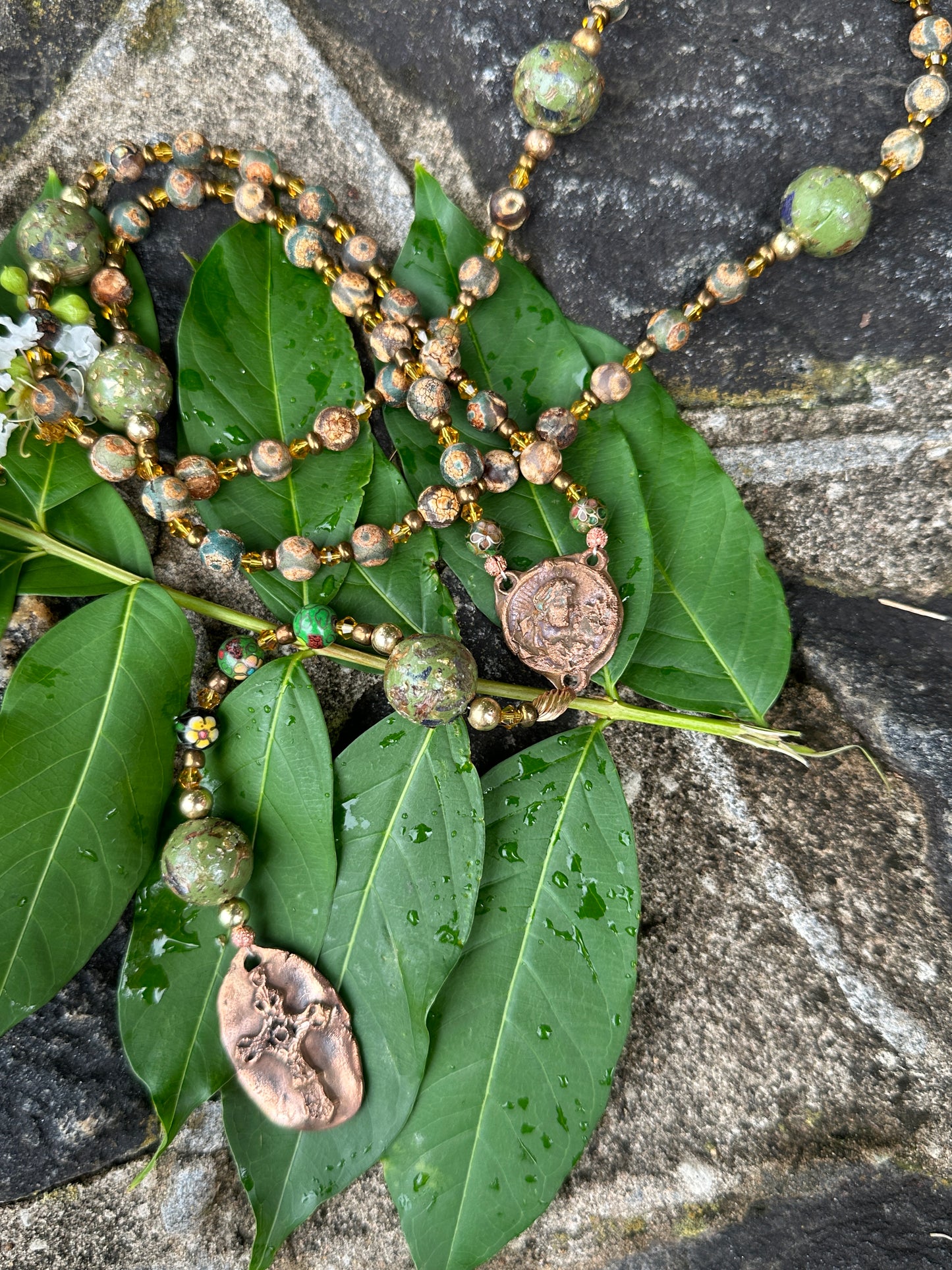 (Green) Dried Flower and Semi-precious Stones with Kiln Fired Copper Handmade Rosary