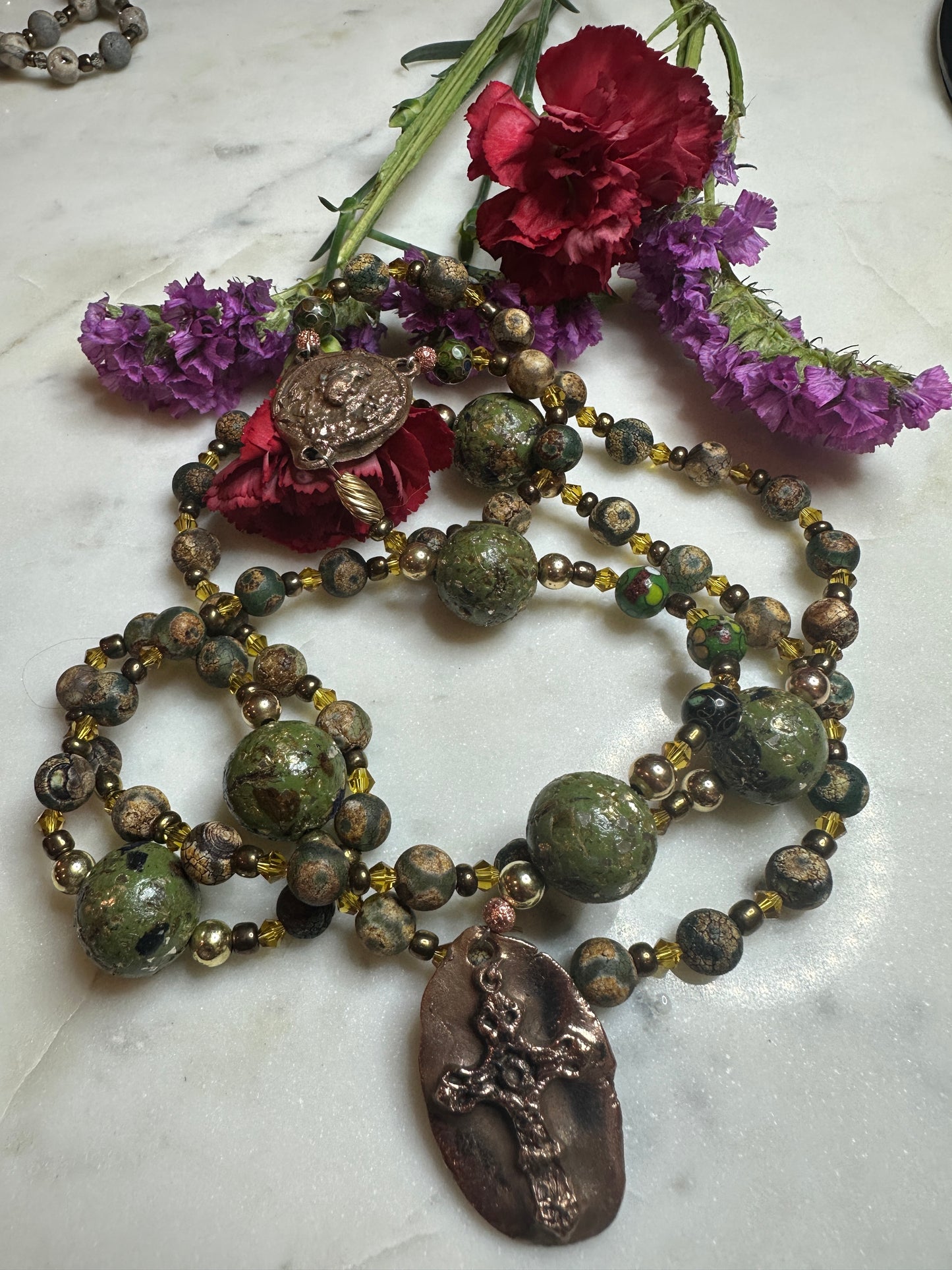 (Green) Dried Flower and Semi-precious Stones with Kiln Fired Copper Handmade Rosary